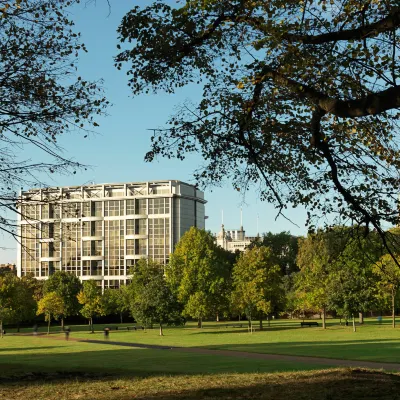Royal Garden Hotel Hotels near Kensington Square