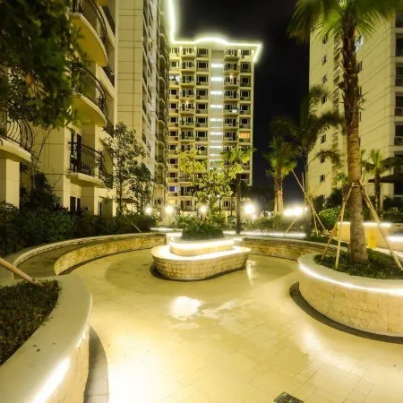 Extremeli Suites
