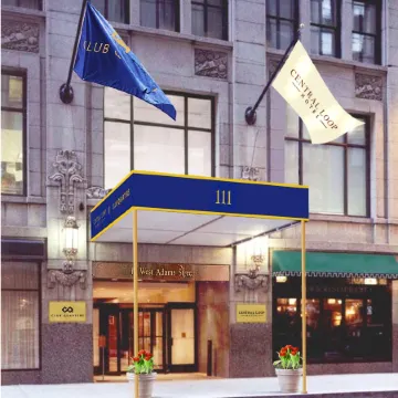 Club Quarters Hotel, Central Loop Отели рядом с достопримечательностью «Консерватория Фрэнка Ллойда Райта»
