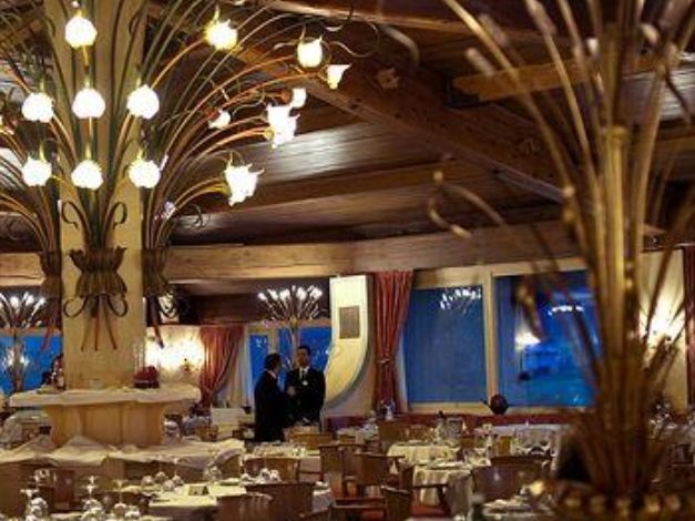 TH Madonna di Campiglio - Golf Hotel-Province of Trento Updated 2023 Room  Price-Reviews & Deals | Trip.com