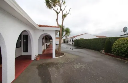 Hacienda Motel Отели в г. Инверкаргилл