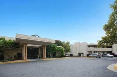 Hotel Pentagon Hotels in Arlington