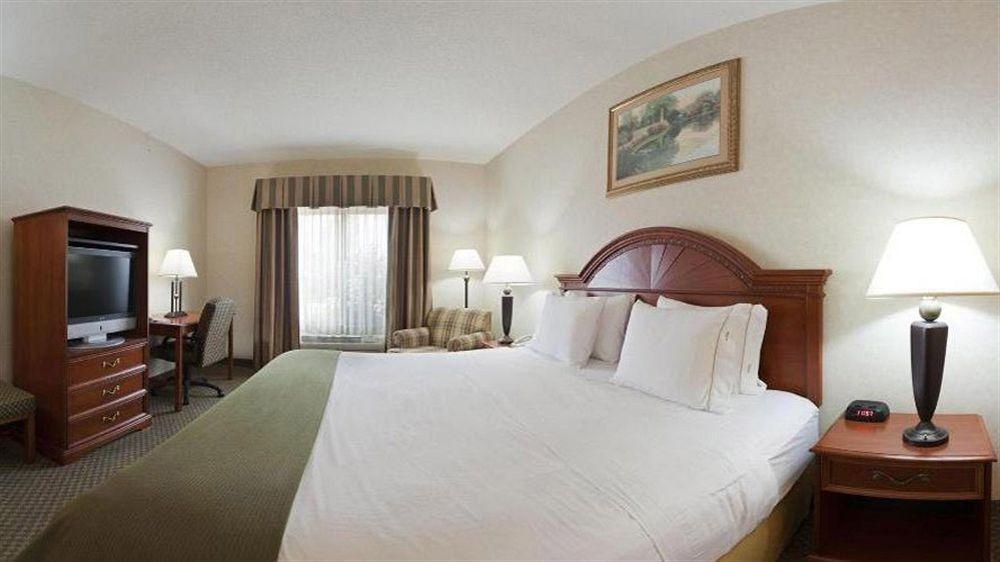 Holiday Inn Express Hotel & Suites Elkhart-South, an Ihg Hotel