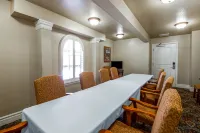 Comfort Inn & Suites Ukiah Mendocino County - 2-Star