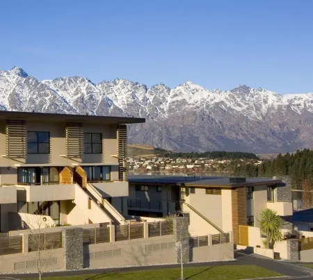 Garden Court Suites and Apartments Отели рядом с достопримечательностью «Skyline Luge Queenstown»