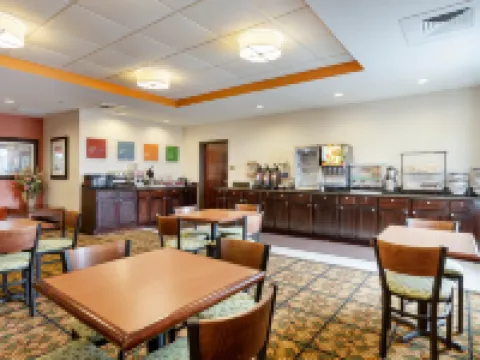 スプリングプレイス イン & スイーツ マリオンのホテル