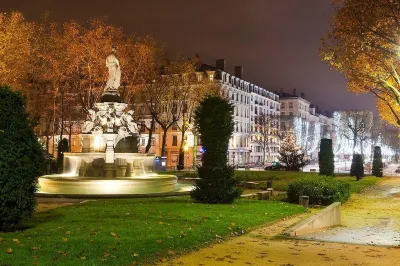 Hôtel Edmond W Lyon Part-Dieu Hotels in Parc de la Tête d'Or / Cité Internationale