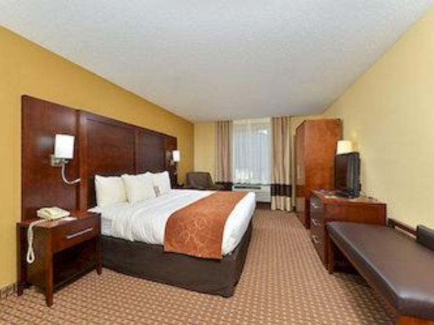 Comfort Suites Port Allen - Baton Rouge