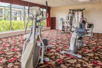 Quality Inn & Suites Near Lake Eufaula - Gym