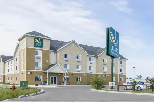 Quality Inn & Suites Thompson Hotels in Thompson