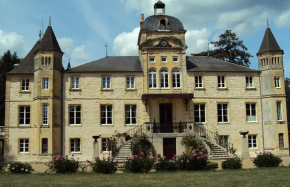 杜福爾德瓦城堡酒店