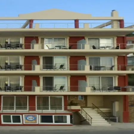 9 Queens Spa Hotel