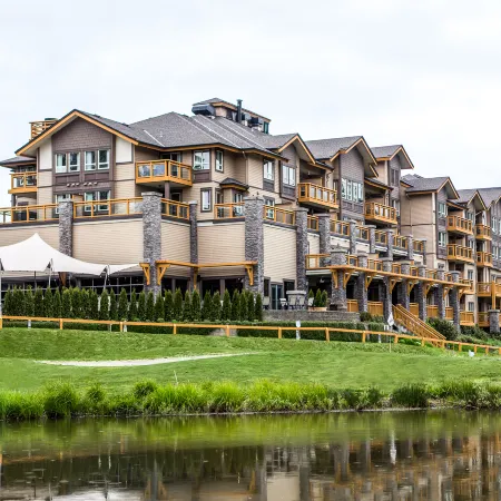 Executive Suites Hotel and Resort - Squamish BC Hotels in Squamish
