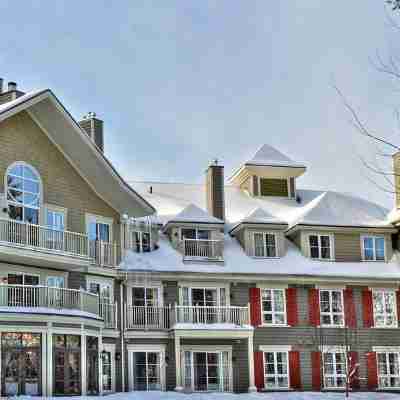 Tour des Voyageurs Hotel Exterior