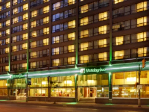 ฮอลิเดย์ อินน์ โตรอนโต ดาวน์ทาวน์ เซ็นเตอร์ บาย IHG โรงแรมในโตรอนโต