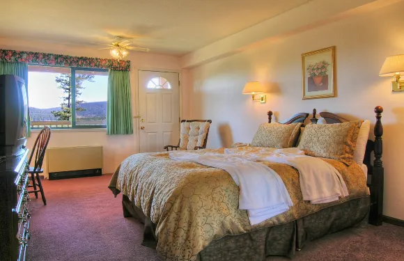 雲杉山丘度假村及水療中心