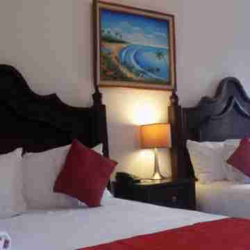 Hotel Los Pinos Rooms