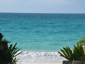 Pigeon Cay Beach Club