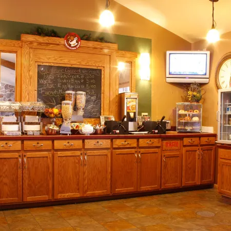 AmericInn by Wyndham Sturgeon Bay