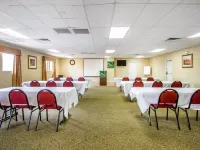 Quality Inn & Suites Goodyear - Phoenix West Hotels in Goodyear