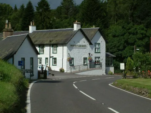 Bridge of Cally Hotel - bar