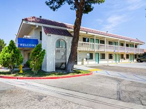 Motel 6 Barstow, CA