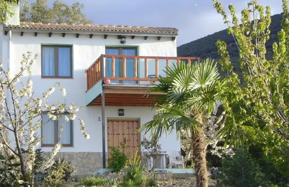 卡瓦尼亞斯艾瑪吉那酒店