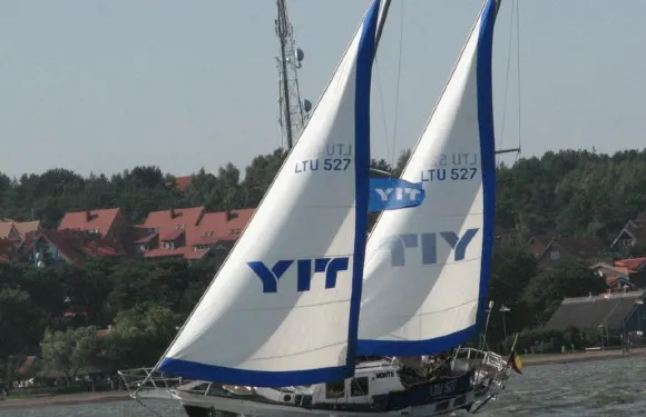 尼多斯拉瓦斯公寓