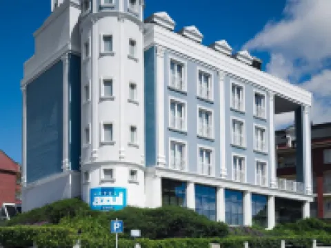 Hotel Mar Azul & Surf Hotels in Suances