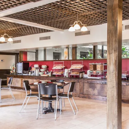 The Blu Hotel Blue Ash Cincinnati, Ascend Hotel Collection