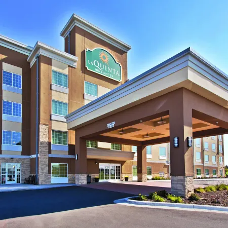 La Quinta Inn & Suites by Wyndham Rochester Mayo Clinic S