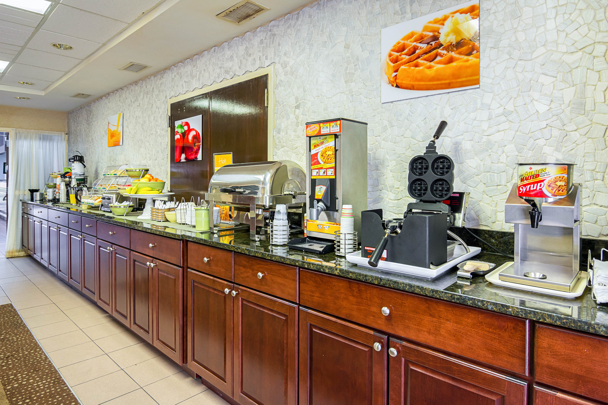 Quality Inn & Suites Kearneysville - Martinsburg