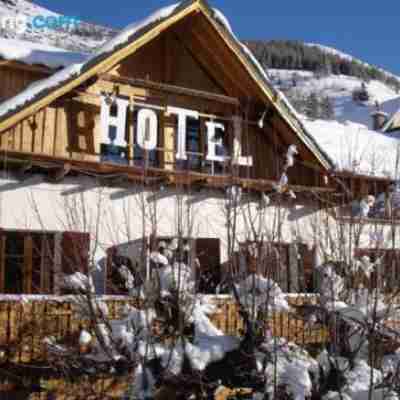 Auberge de la Forêt Hotel Exterior
