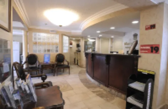 Monte Carlo Inn Toronto West Suites