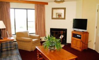 Silver Creek Lodge - Housity