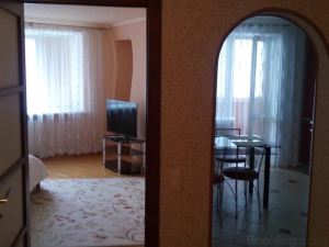 Apartment on Suvorova 103