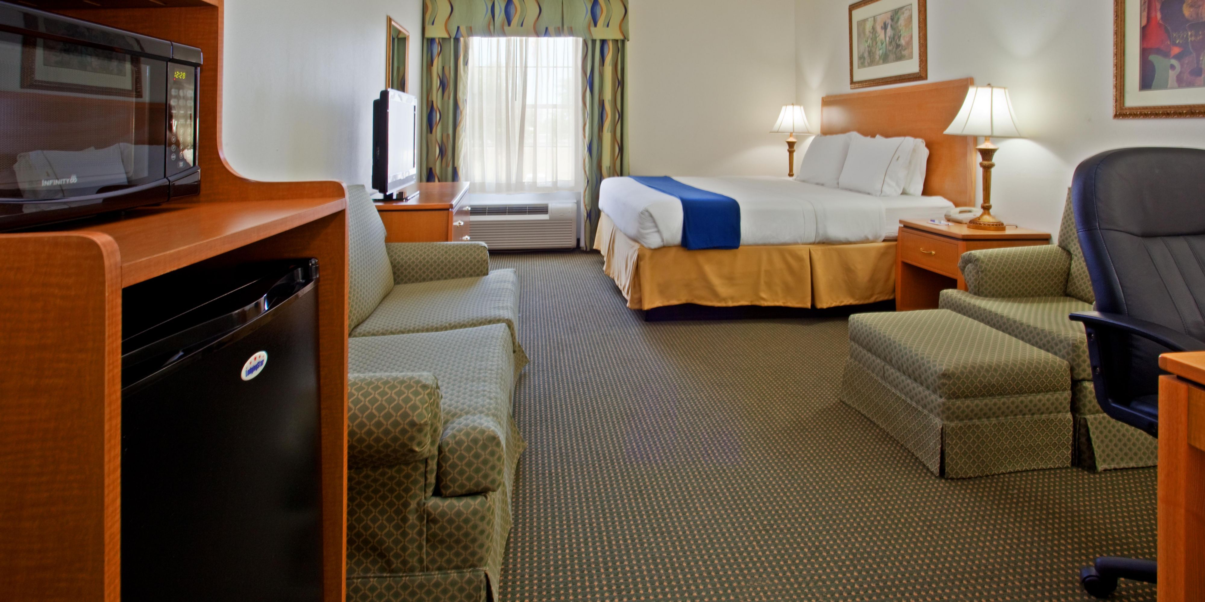 Holiday Inn Express Hotel & Suites Columbus, an Ihg Hotel