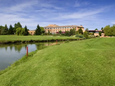 Hôtel Mercure Toulouse Aéroport Golf de Seilh Các khách sạn ở Seilh