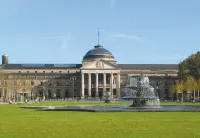 Courtyard Wiesbaden-Nordenstadt Hotels near Regenrückhaltebecken