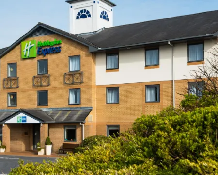 Holiday Inn Express SWANSEA - EAST by IHG Neath otelleri