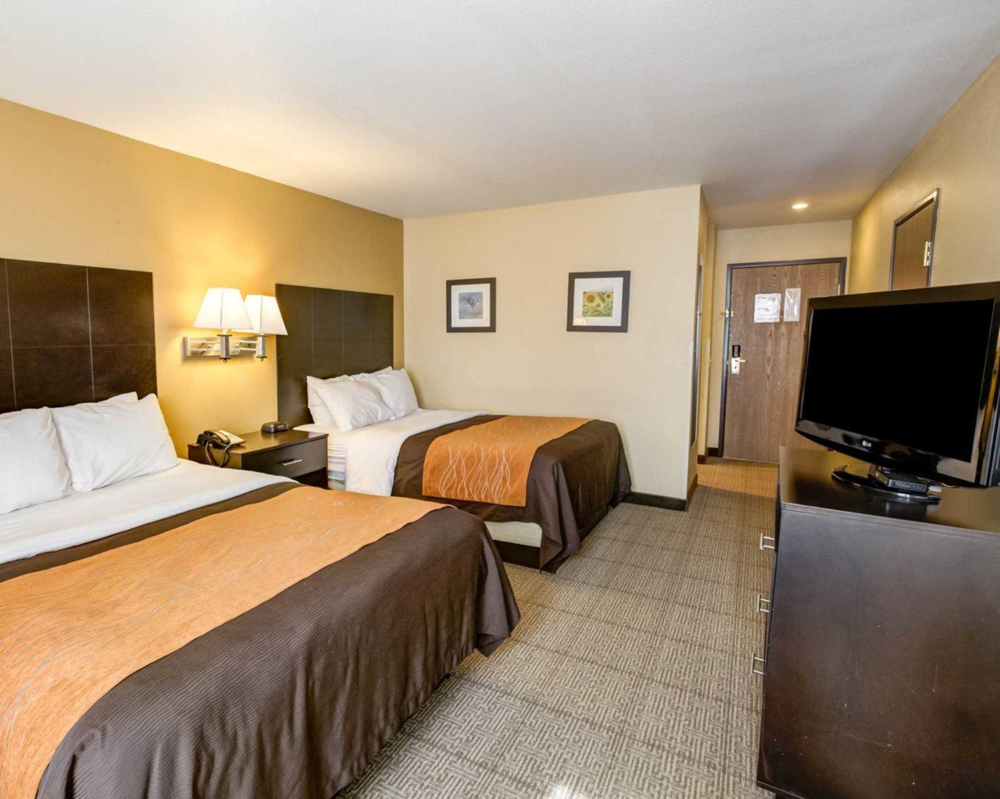 Quality Inn & Suites Lenexa Kansas City