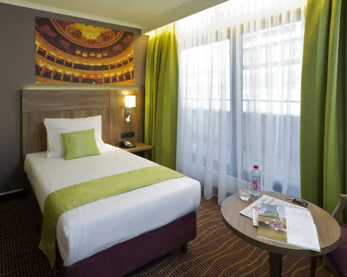 Hotel Opera Antwerpen Centrum Hotels near Metro Opera