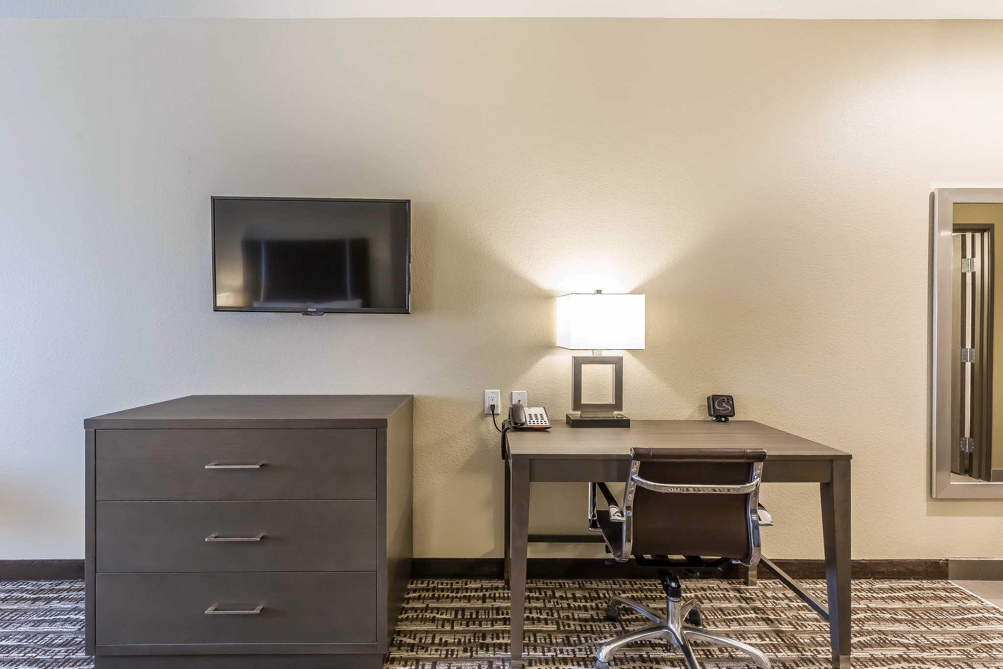 Comfort Suites Northwest Houston at Beltway 8