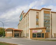 Quality Inn & Suites Hotels near Charleswood Square