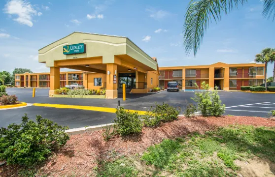 日落棕櫚酒店公寓