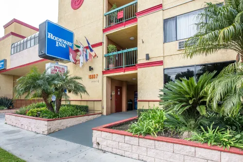 MainStay Suites Meridian - Bonita Lakes - 2-Star