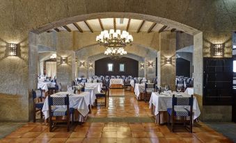 Parador de Sos Del Rey Catolico - Housity