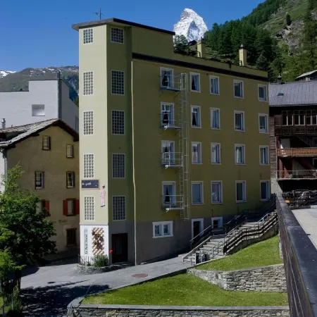 Le Petit Charme-Inn