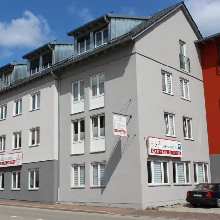 Hotel & Boarding House Schlosserwirt