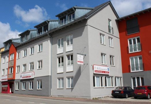 Hotel & Boarding House Schlosserwirt - Housity